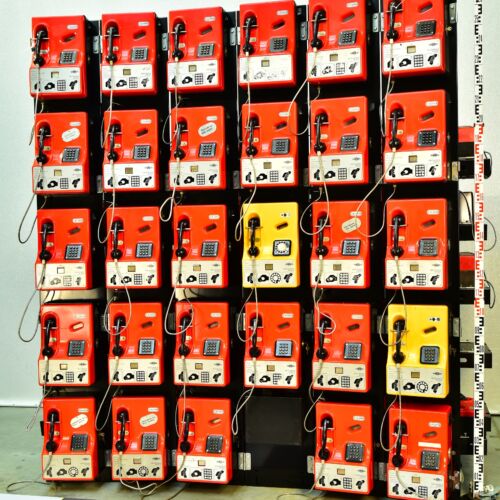 Public Coin-Operated Payphone Built into a 5 × 6 Matrix – TMM78 / TMM80 – No. 3 Public Coin-Operated Payphone Built into a 5 × 6 Matrix – TMM78 / TMM80 – No. 3