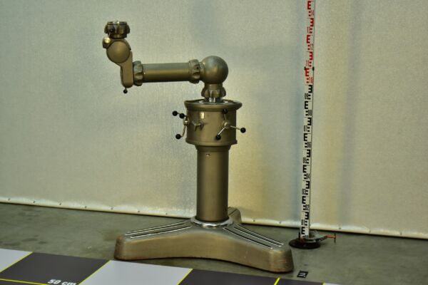 1960s Linhof Gigant V2 Heavy Studio Camera Stand – No. 2 – 2