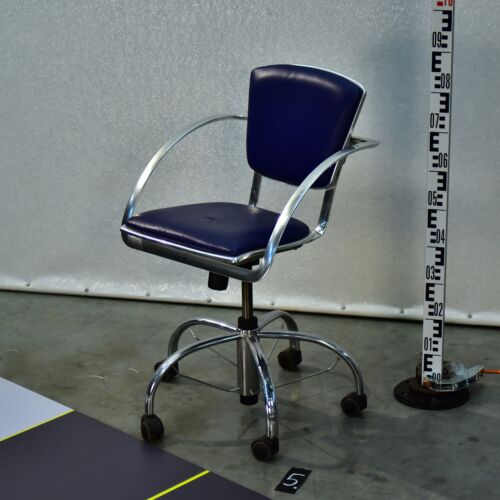 Indecasa Trial Aluminium Swivel Chair with Blue Upholstery – No. 5 Indecasa Trial Aluminium Swivel Chair with Blue Upholstery – No. 5