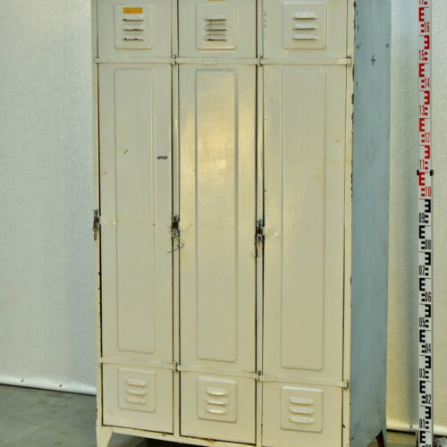 Personnel / Crew Locker for Factory, Mine, Power Station or Barracks Use – No. 2 Personnel / Crew Locker for Factory, Mine, Power Station or Barracks Use – No. 2