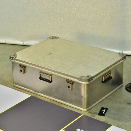 Classic Zarges-Style Aluminium Transport Case with Pressed Lid – No. 1 Classic Zarges-Style Aluminium Transport Case with Pressed Lid – No. 1