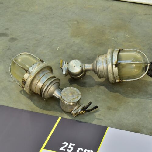 Russian explosion-proof / bunker lamp set – 2 pcs Russian explosion-proof / bunker lamp set – 2 pcs