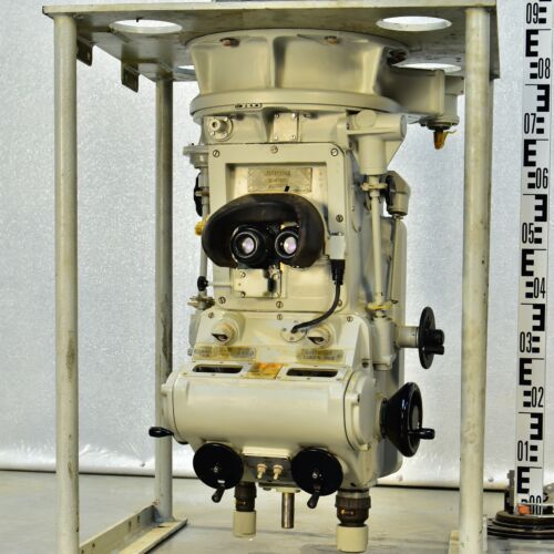 Russian battleship periscope with weapon aiming system, suspended format – No. 1 Russian battleship periscope with weapon aiming system, suspended format – No. 1