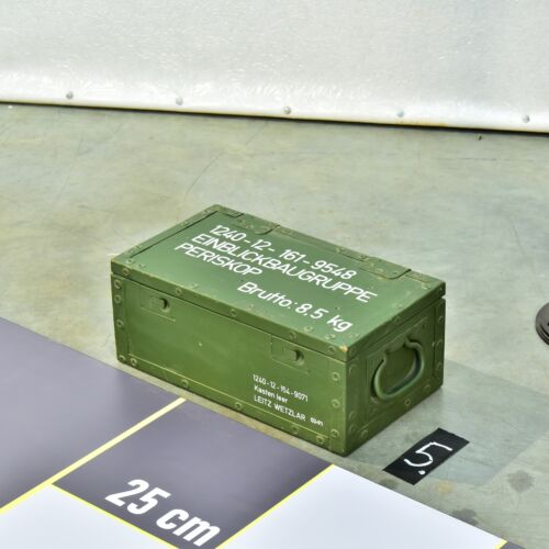 Bundeswehr BUND reinforced wooden PERISKOP military transport case – No. 5 Bundeswehr BUND reinforced wooden PERISKOP military transport case – No. 5