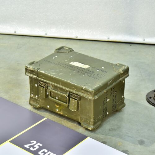 Small Zarges-style Bundeswehr military case Small Zarges-style Bundeswehr military case