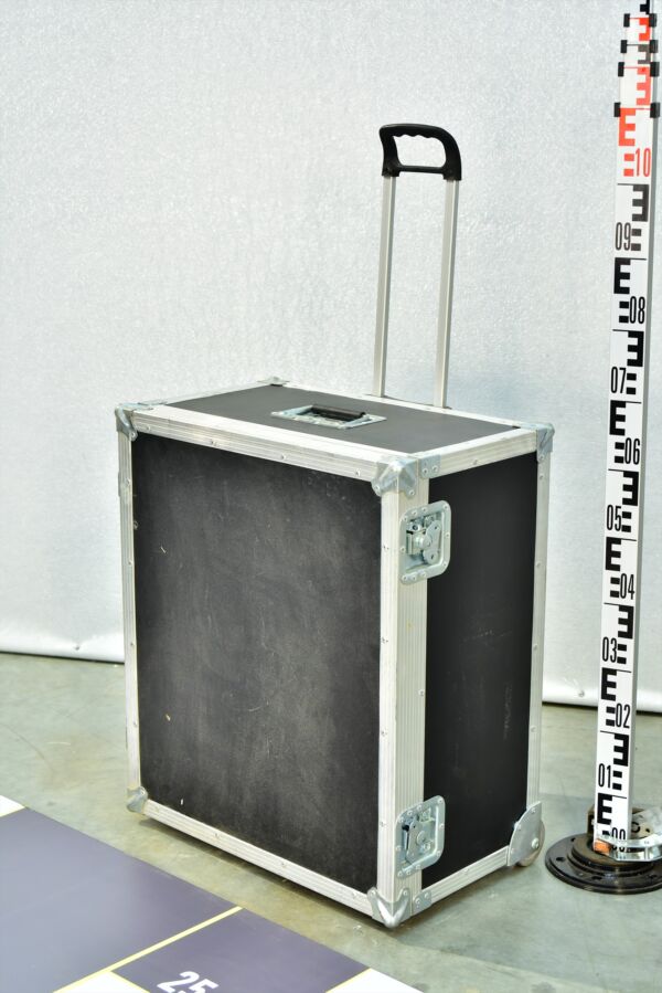 Trolley-style flight case for transporting specialist equipment Trolley-style flight case for transporting specialist equipment