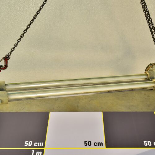 EOW twin-tube East German explosion-proof industrial fluorescent light from a nuclear power plant – No. 2 EOW twin-tube East German explosion-proof industrial fluorescent light from a nuclear power plant – No. 2