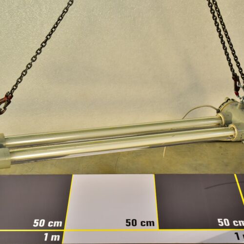 EOW twin-tube East German explosion-proof industrial fluorescent light from a nuclear power plant – No. 7 EOW twin-tube East German explosion-proof industrial fluorescent light from a nuclear power plant – No. 7