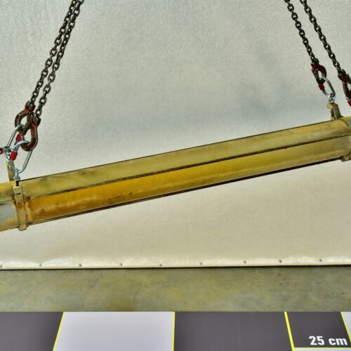 EOW East German explosion-proof industrial fluorescent light from cold storage – No. 6 EOW East German explosion-proof industrial fluorescent light from cold storage – No. 6