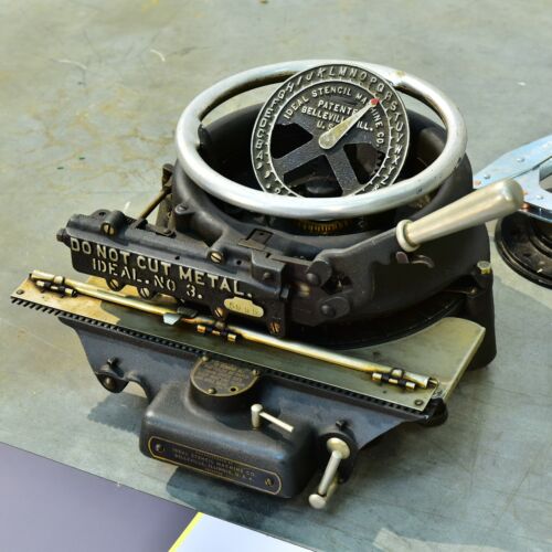 IDEAL No. 3 Stencil Lettering Template-Cutting Machine IDEAL No. 3 Stencil Lettering Template-Cutting Machine
