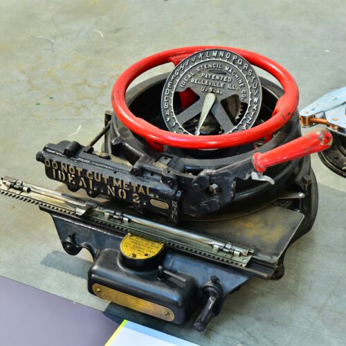 IDEAL No. 2 Stencil Lettering Template-Cutting Machine IDEAL No. 2 Stencil Lettering Template-Cutting Machine