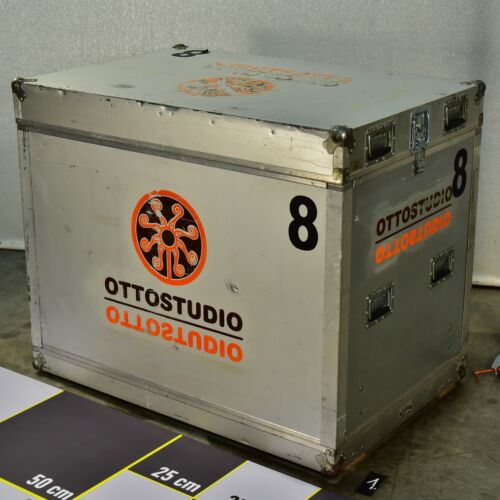 Collapsible Aluminium Transport Crate Built from Flight-Case Components – No. 1 Collapsible Aluminium Transport Crate Built from Flight-Case Components – No. 1