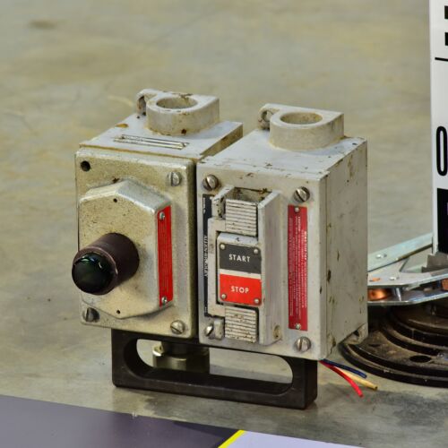 American Explosion-Proof Industrial Switch and Pilot Light, Allen-Bradley Style American Explosion-Proof Industrial Switch and Pilot Light, Allen-Bradley Style
