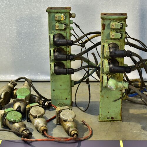 Unknown-Function Industrial Electrical Connector Panels with Chaotic Cable Bundle – Object Group Unknown-Function Industrial Electrical Connector Panels with Chaotic Cable Bundle – Object Group