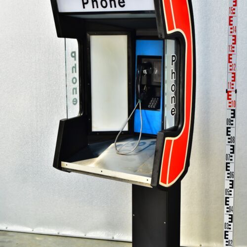 American Public Telephone Booth with Payphone – No. 3