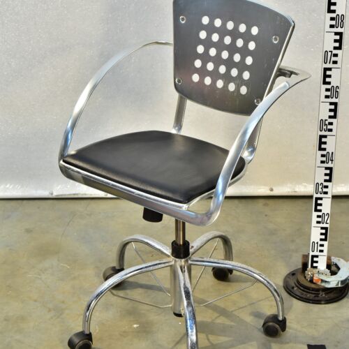 Indecasa Trial Aluminium Swivel Chair – No. 8