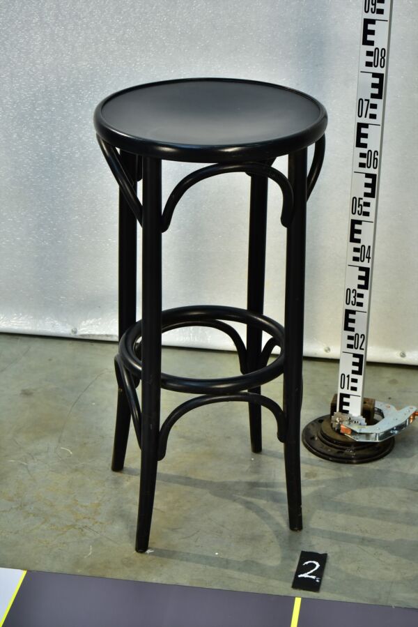 Thonet-Style Wooden Bar Stool – No. 2 Thonet-Style Wooden Bar Stool – No. 2