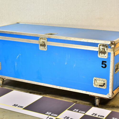 Large Wheeled Flight Case – No. 3 Large Wheeled Flight Case – No. 3