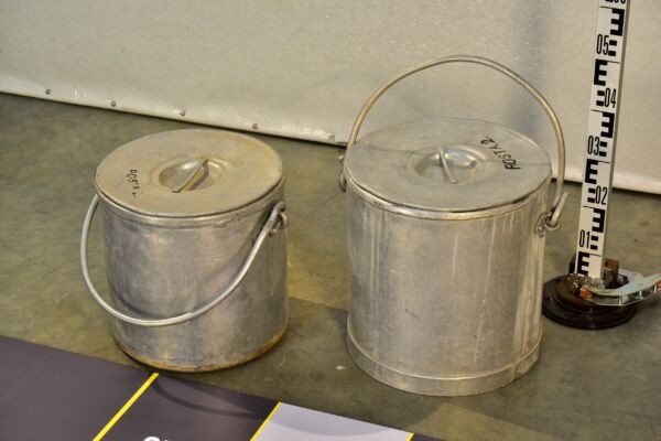 Socialist-Era Aluminium Food Transport Containers – Set of 2 Socialist-Era Aluminium Food Transport Containers – Set of 2