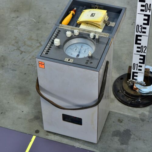 Power-Station Recording Instrument in Grey Housing Power-Station Recording Instrument in Grey Housing