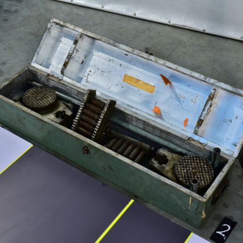 Heavy Machinery Crawler-Roller Moving System in Wooden Case Heavy Machinery Crawler-Roller Moving System in Wooden Case