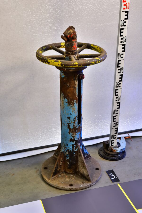 Power-Station Steam or Feedwater Valve Handwheel with Cardan Joint on Pedestal – No. 3 Power-Station Steam or Feedwater Valve Handwheel with Cardan Joint on Pedestal – No. 3