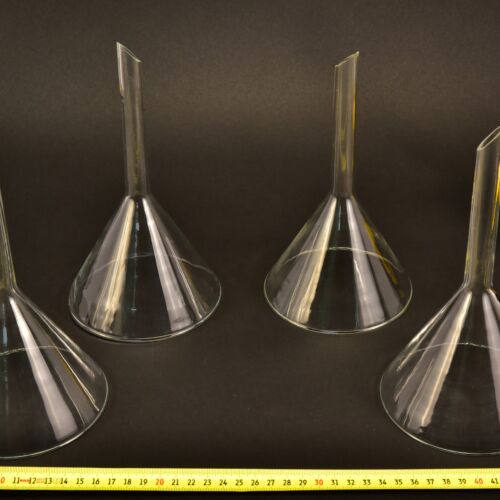 4-Piece Laboratory Glass Powder-Funnel Set – No. 1