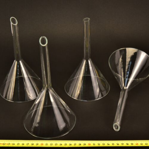 4-Piece Laboratory Glass Powder-Funnel Set – No. 3