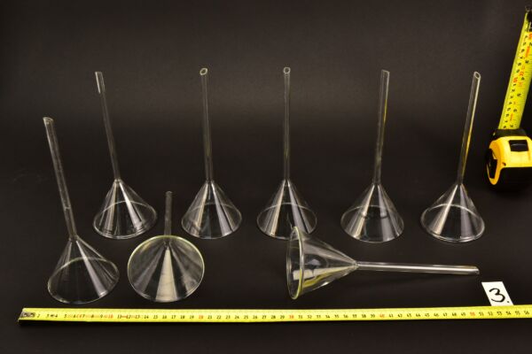 8-Piece Extra-Long-Stem Laboratory Glass Funnel Set – No. 3 8-Piece Extra-Long-Stem Laboratory Glass Funnel Set – No. 3