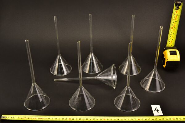 8-Piece Extra-Long-Stem Laboratory Glass Funnel Set – No. 4 8-Piece Extra-Long-Stem Laboratory Glass Funnel Set – No. 4