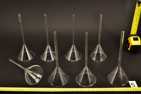8-Piece Extra-Long-Stem Laboratory Glass Funnel Set – No. 5 8-Piece Extra-Long-Stem Laboratory Glass Funnel Set – No. 5