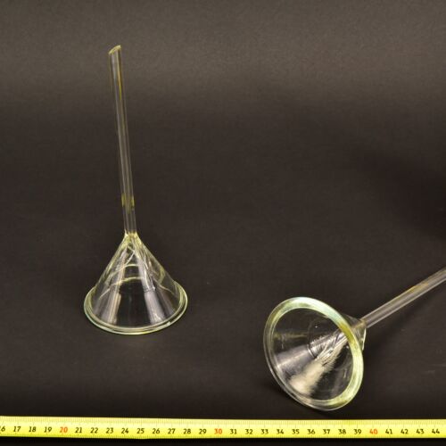 2-Piece Pressed-Glass Laboratory Funnel Set 2-Piece Pressed-Glass Laboratory Funnel Set