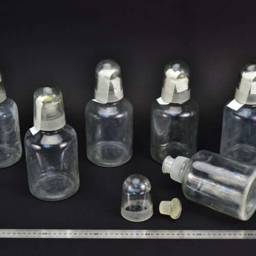 6-Piece Set of 1-Litre Clear Acid Bottles with Ground-Glass Stoppers and Glass Protective Caps – Glassworks Find, No. 3 6-Piece Set of 1-Litre Clear Acid Bottles with Ground-Glass Stoppers and Glass Protective Caps – Glassworks Find, No. 3