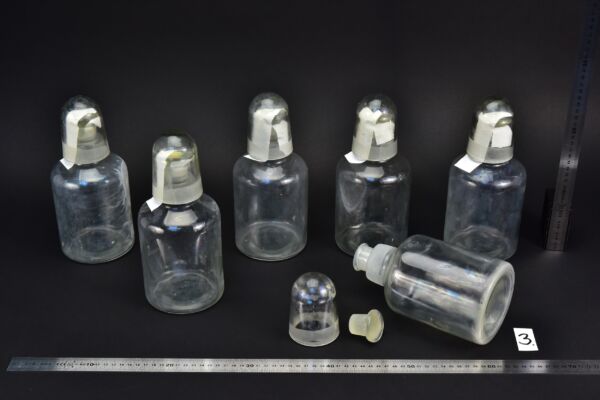 6-Piece Set of 1-Litre Clear Acid Bottles with Ground-Glass Stoppers and Glass Protective Caps – Glassworks Find, No. 3 6-Piece Set of 1-Litre Clear Acid Bottles with Ground-Glass Stoppers and Glass Protective Caps – Glassworks Find, No. 3