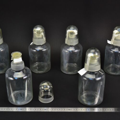 6-Piece Set of 1-Litre Clear Acid Bottles with Ground-Glass Stoppers and Glass Protective Caps – Glassworks Find, No. 6 6-Piece Set of 1-Litre Clear Acid Bottles with Ground-Glass Stoppers and Glass Protective Caps – Glassworks Find, No. 6
