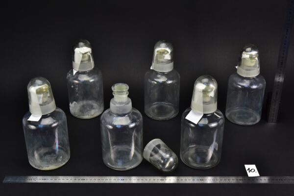 6-Piece Set of 1-Litre Clear Acid Bottles with Ground-Glass Stoppers and Glass Protective Caps – Glassworks Find, No. 10 6-Piece Set of 1-Litre Clear Acid Bottles with Ground-Glass Stoppers and Glass Protective Caps – Glassworks Find, No. 10
