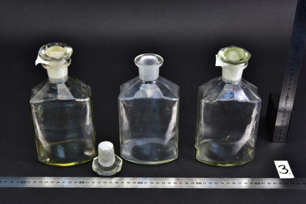 3-Piece Set of Large 1-Litre Clear Faceted Laboratory Liquid Bottles with Shaped Ground-Glass Stoppers – No. 3 3-Piece Set of Large 1-Litre Clear Faceted Laboratory Liquid Bottles with Shaped Ground-Glass Stoppers – No. 3