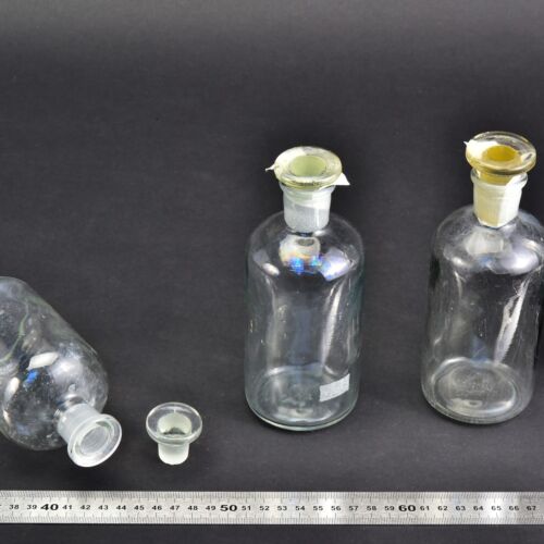 3-Piece 250 ml Clear Laboratory Liquid Bottle Set with Round Ground-Glass Stoppers 3-Piece 250 ml Clear Laboratory Liquid Bottle Set with Round Ground-Glass Stoppers