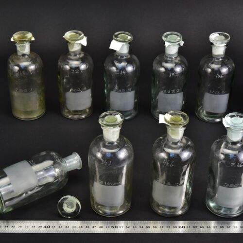 9-Piece Vintage 250 ml Winkler-Type Oxygen Determination Bottle Set with Ground-Glass Stoppers