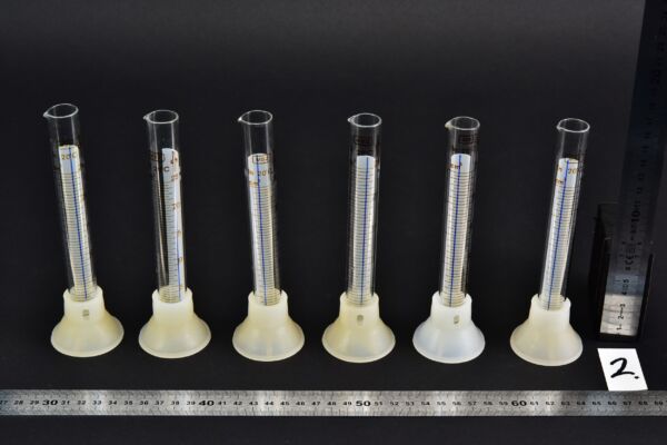 25 ml MSZ-marked glass graduated cylinders with removable plastic bases – set of 6 – No. 2 25 ml MSZ-marked glass graduated cylinders with removable plastic bases – set of 6 – No. 2