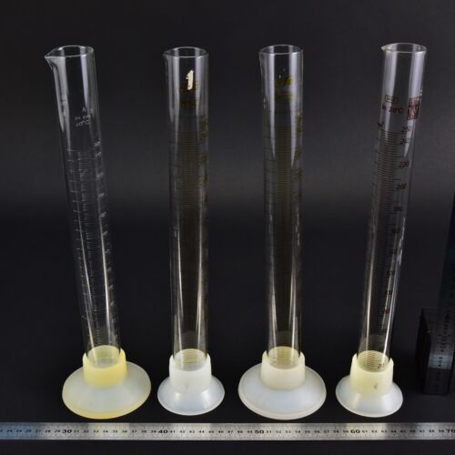 250 ml glass graduated cylinders with removable plastic bases – set of 4 250 ml glass graduated cylinders with removable plastic bases – set of 4