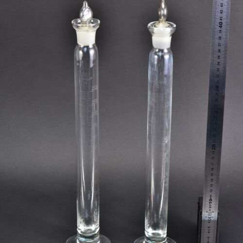 Tall 250 ml footed glass graduated cylinders with ground-glass stoppers – set of 2 Tall 250 ml footed glass graduated cylinders with ground-glass stoppers – set of 2