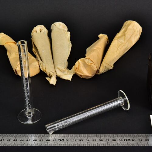 10 ml MSZ-marked glass graduated cylinders with glass bases in original paper wrapping – set of 7 – No. 1