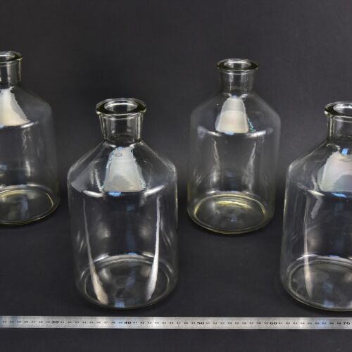 Set of four clear reagent bottles, without stoppers – No. 8 Set of four clear reagent bottles, without stoppers – No. 8