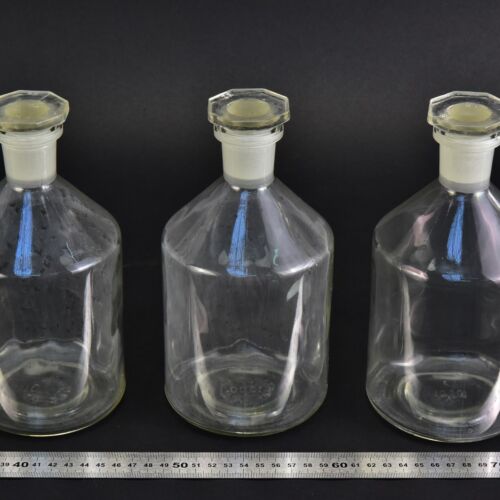Set of three clear reagent bottles with ground-glass stoppers, 1000 ml – No. 1 Set of three clear reagent bottles with ground-glass stoppers, 1000 ml – No. 1