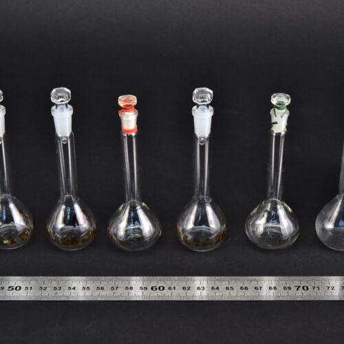 Set of six volumetric flasks with glass stoppers, 25 ml