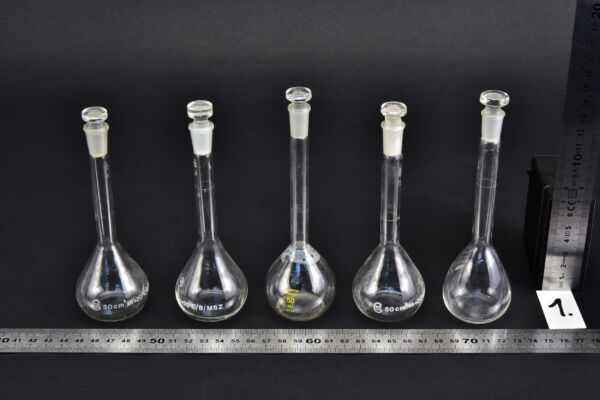 Set of five mixed volumetric flasks with glass stoppers, 50 ml – No. 1 Set of five mixed volumetric flasks with glass stoppers, 50 ml – No. 1