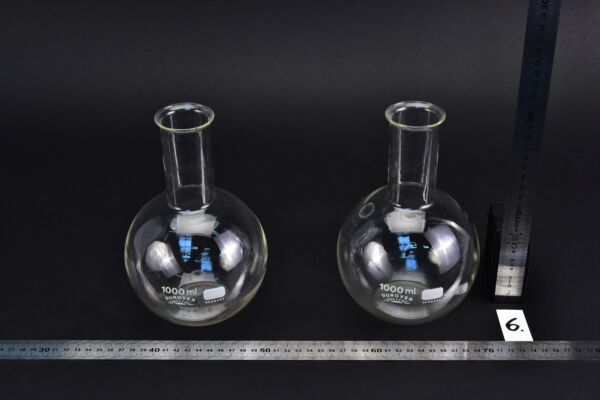 Pair of DUROVER flat-bottom flasks without ground-glass joints, 1000 ml – No. 6 Pair of DUROVER flat-bottom flasks without ground-glass joints, 1000 ml – No. 6