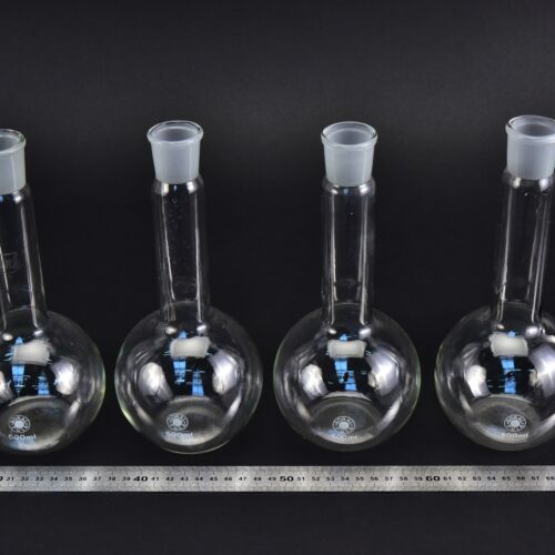 Set of four long-neck BORAL PULA flat-bottom flasks with ground-glass joints, 500 ml – No. 1 Set of four long-neck BORAL PULA flat-bottom flasks with ground-glass joints, 500 ml – No. 1