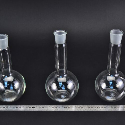 Set of three long-neck BORAL PULA flat-bottom flasks with ground-glass joints, 500 ml – No. 3 Set of three long-neck BORAL PULA flat-bottom flasks with ground-glass joints, 500 ml – No. 3